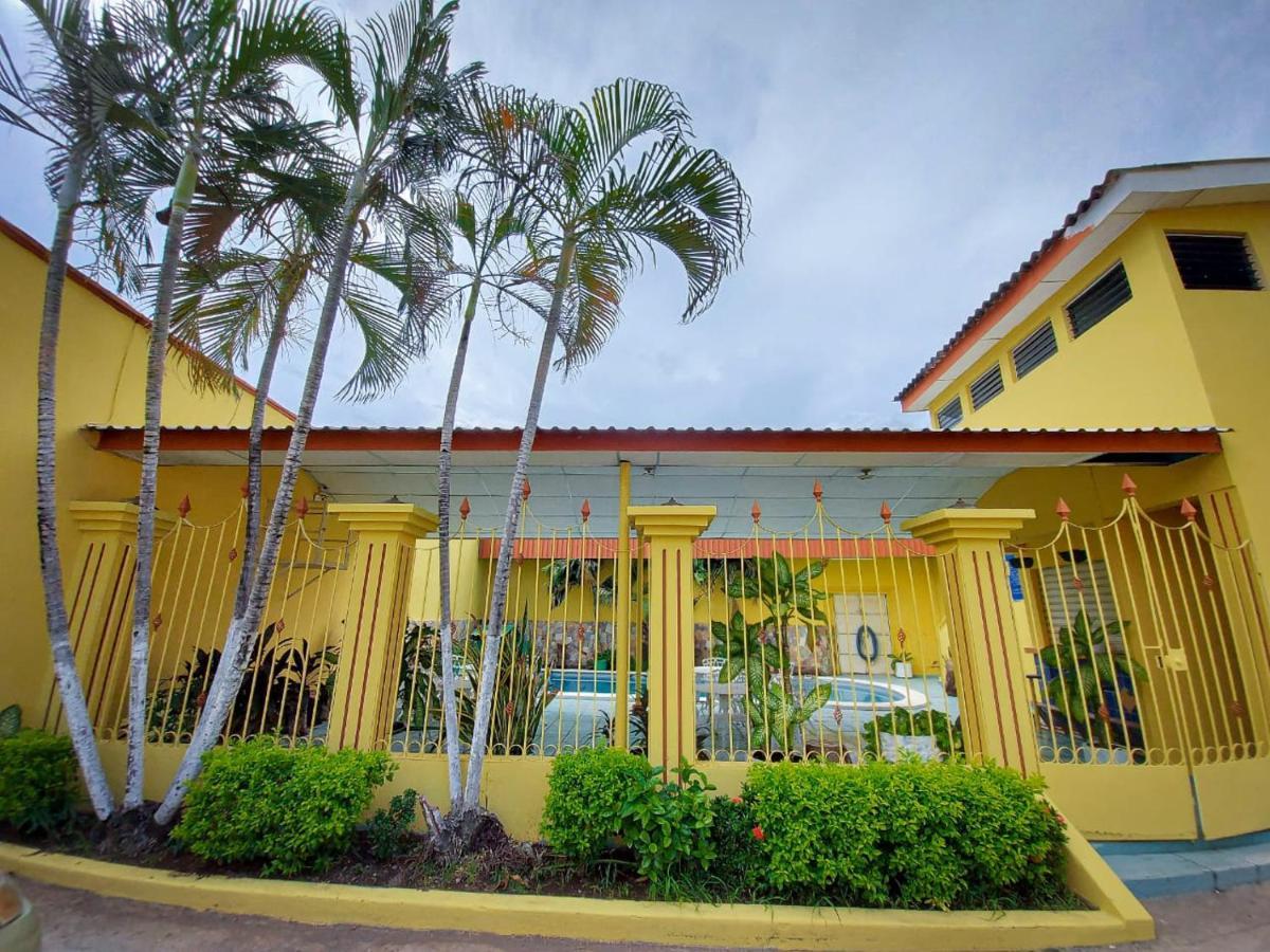 Hotel Continental Plaza サンミゲル エクステリア 写真