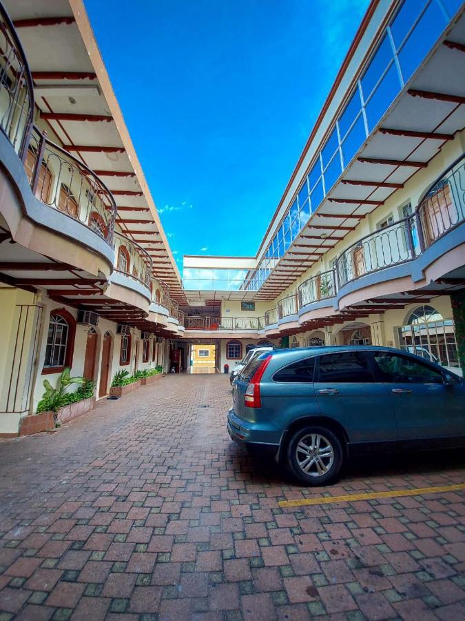 Hotel Continental Plaza サンミゲル エクステリア 写真
