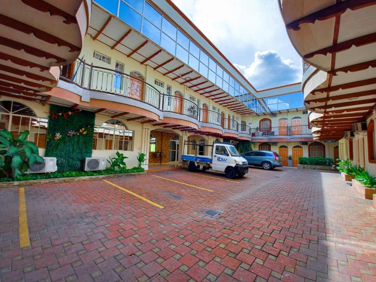 Hotel Continental Plaza サンミゲル エクステリア 写真